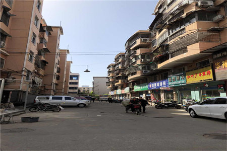 万达旁东方今典三房40w好装是您满意的居家之地