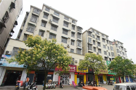 城东涵翠苑3室2厅1卫127m2毛坯房